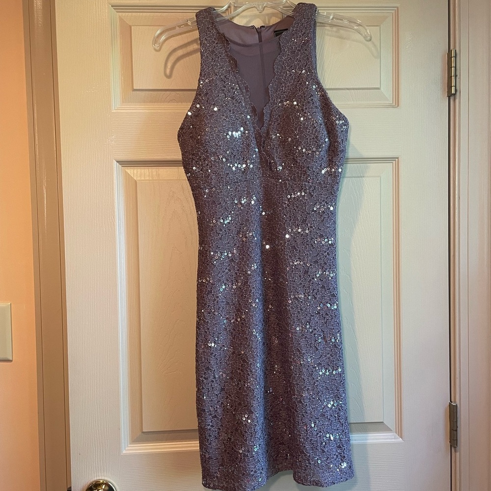 NW Night Way Elegant Sequin Dress in Shimmering Mauve, Size 6‎
